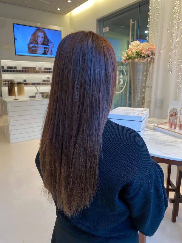 Vjola Hair Artist in Niederwangen-Hair-Exteinsions-bellamida-braun